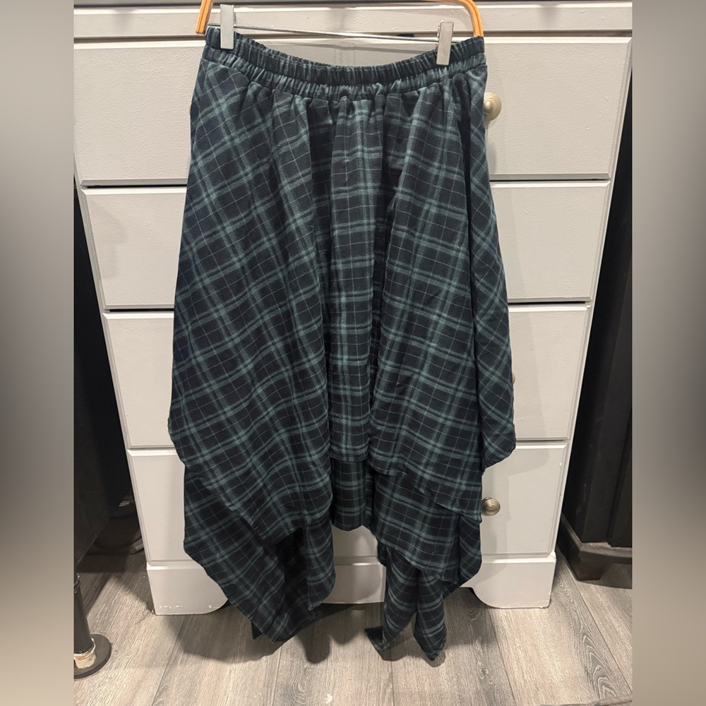 Plaid Asymmetrical Skirt in Blue and Black